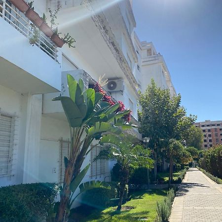 Moderne Appartement Met Tuin タンジェ エクステリア 写真