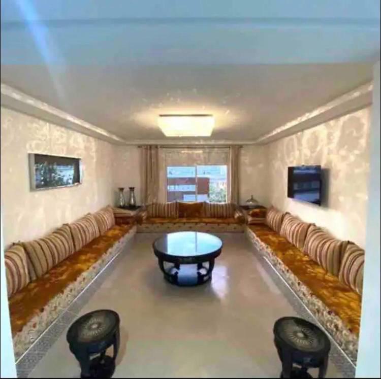 Moderne Appartement Met Tuin タンジェ エクステリア 写真