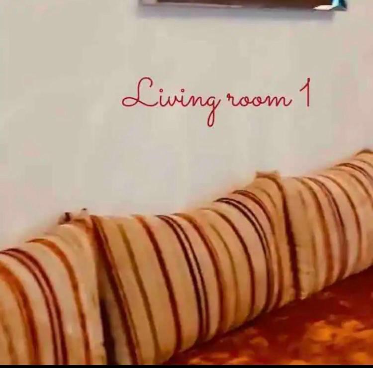 Moderne Appartement Met Tuin タンジェ エクステリア 写真